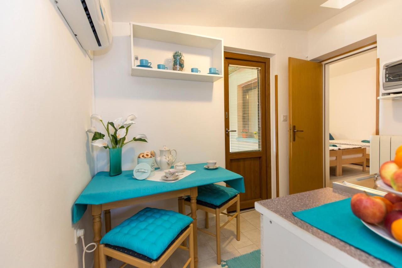 Studio Apartman Branka Labin  Exteriör bild